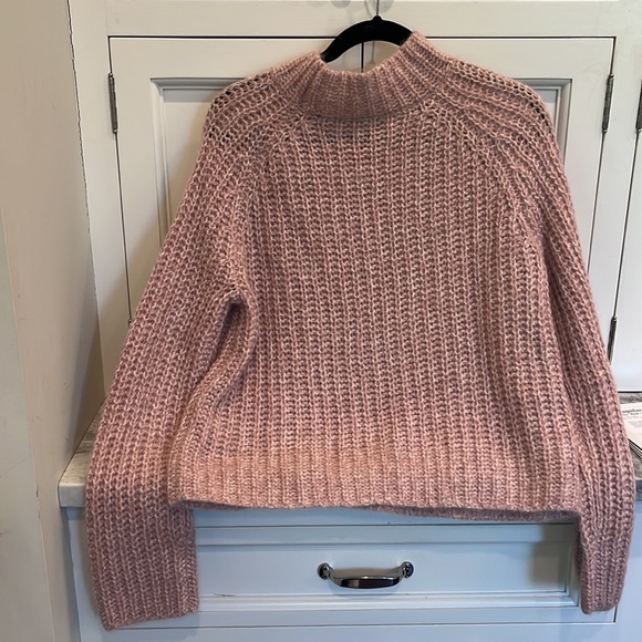 New with tag Vince Sweater - Picture 5 of 7